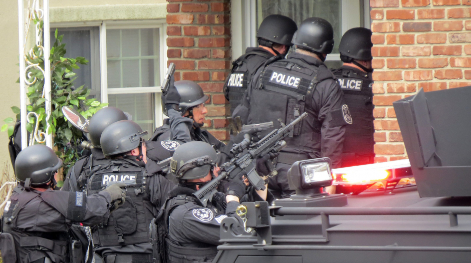 SWATTING : la police débarque chez Bugha, champion du Monde de Fortnite